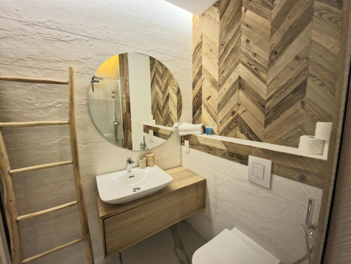 Live & Travel Apartments Waterlane Vintage Gdańsk Exteriör bild
