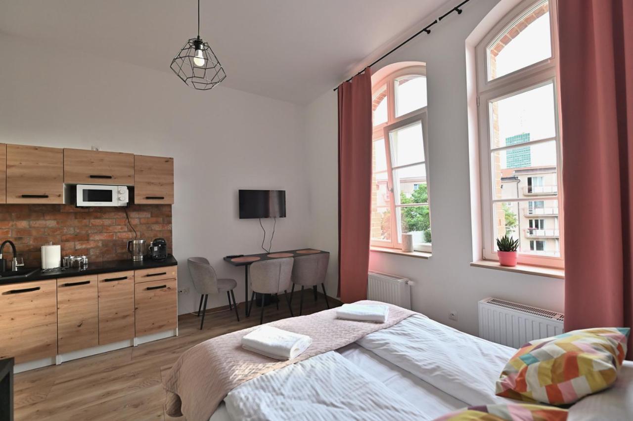 Live & Travel Apartments Waterlane Vintage Gdańsk Exteriör bild